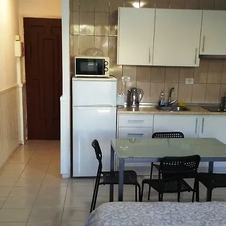 Apartament For 4 People, Costa Del Silencio, Chaparral, Near The Ocean, Wifi *